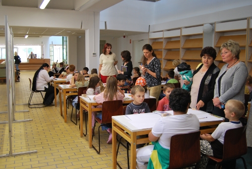 Rengeteg gyermek érdeklődött a megújult könyvtár és szolgáltatásai iránt