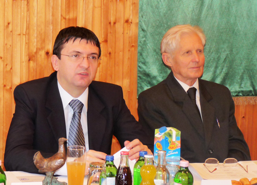 Domokos László vázolta a megyei önkormányzat 2006-ban maga elé kitűzött   céljait és azokból megvalósuló eredményeit  
