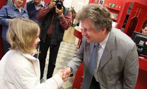 Tízezredik látogatóját köszöntötte a Munkácsy Mihály Múzeum