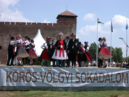 A Körös-völgyi Sokadalom minden évben a népművészet ünnepe Gyulán