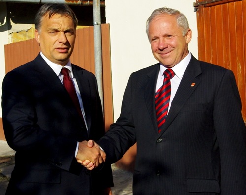 Orbán Viktor miniszterelnök, Várfi András polgármester