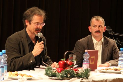 Dr. Elek Tibor és a 2010. év díjazottja Becsy András