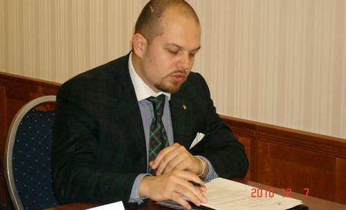 Dr. Sári Miklós, az Országos Választási Iroda vezetője a Megyék Főjegyzői Kollégiumának ülésén