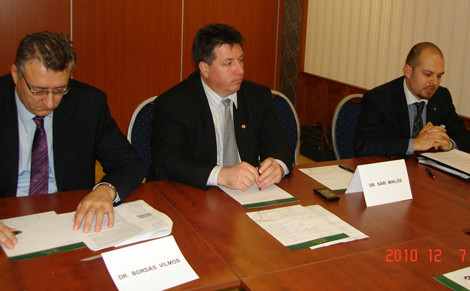 Dr.Bordás Vilmos, az Országos Választási Bizottság elnöke a Megyék Főjegyzői Kollégiumának ülésén