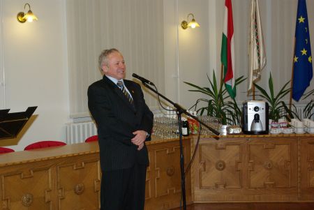 Várfi András polgármester