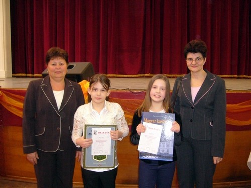 Szigeti  Zsófi  4.b osztályos tanuló 6. helyezést, Barna Ágnes 3.b osztályos tanuló 10. helyezést ért el a Zrínyi Ilona matematikaversenyen.