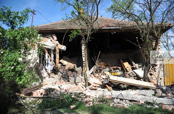 Kidőlt a robbanástól egy tótkomlósi ház fala