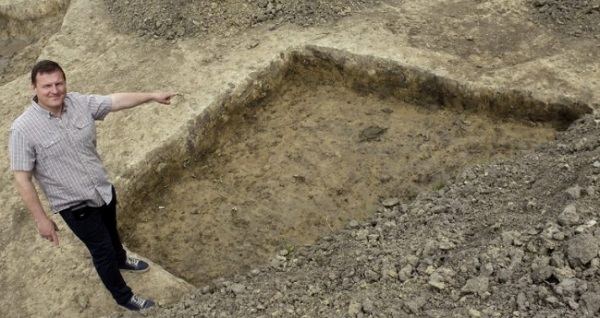 Értékes gepida lelet: két földbe vájt házat találtak Gyulán a régészek