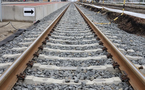 Halad a Békéscsaba-Lőkösháza vasúti vonal felújítása